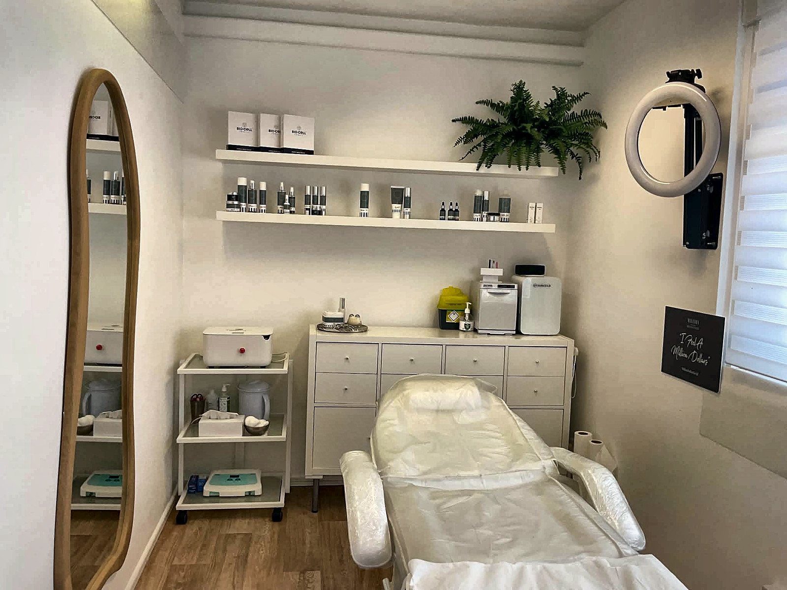 Gel polish training at Platinum Training Academy, Southampton